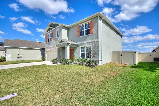 Photo - 421 Chayne Pl