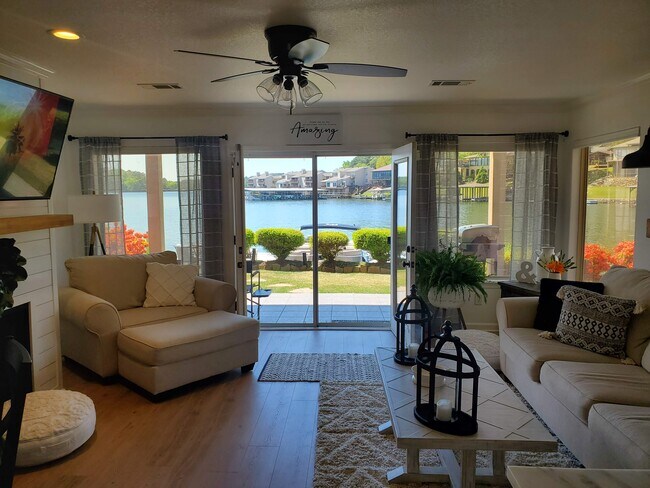 Photo - 188 Villa Pt Unidad E