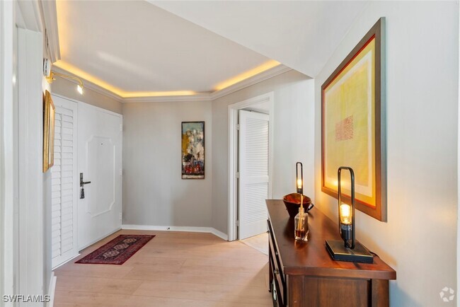Building Photo - 5555 Heron Point Dr Unit 802 Rental