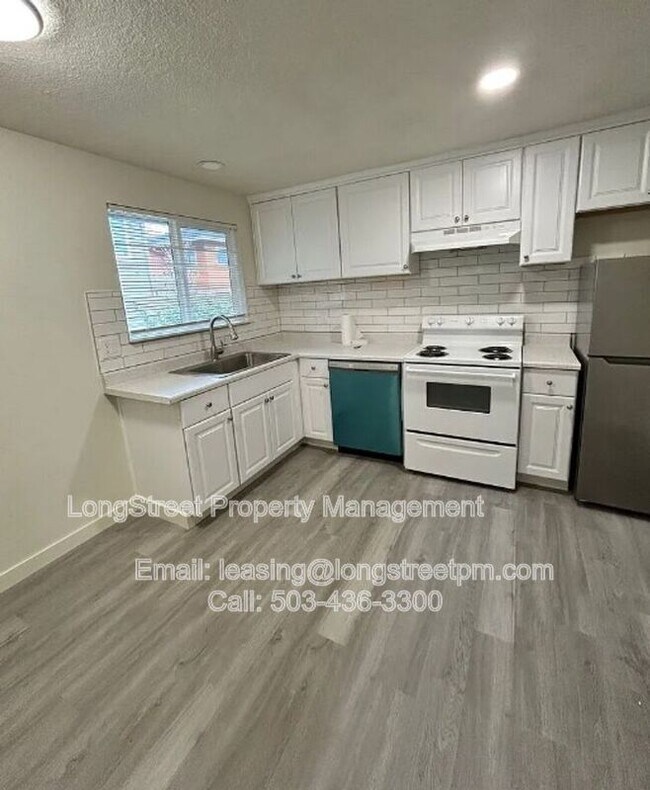 Photo - 2537 SW Spring Garden St