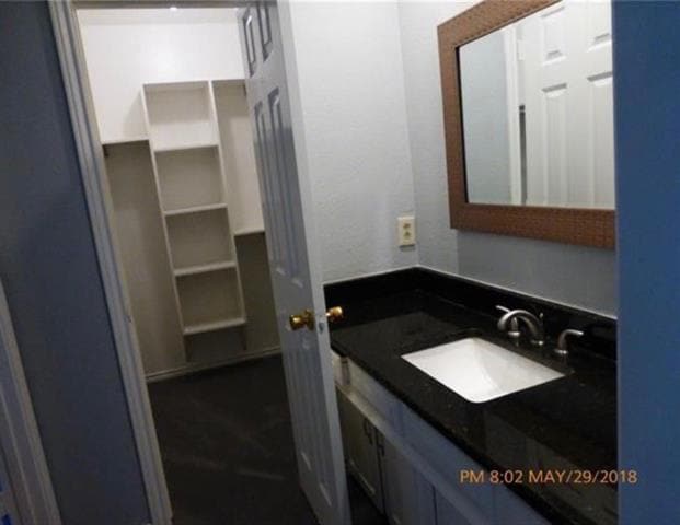 Photo - 16325 Lauder Ln