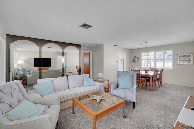 Photo - 2705 Roosevelt St