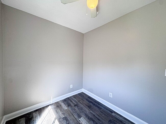 Photo - 4630 Hillside Rd SE Unit 3 &amp; 4