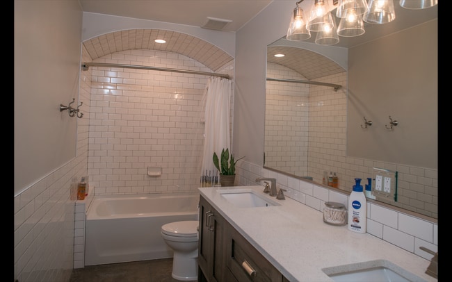 Photo - Furnished, very nice, 2 bedroom, 1 bath, 1200 sqft basement apt! Willing to do short-term lease.