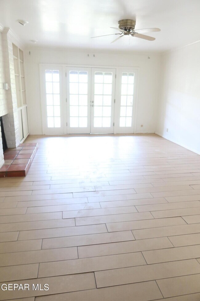 Photo - 10601 Park View Cir