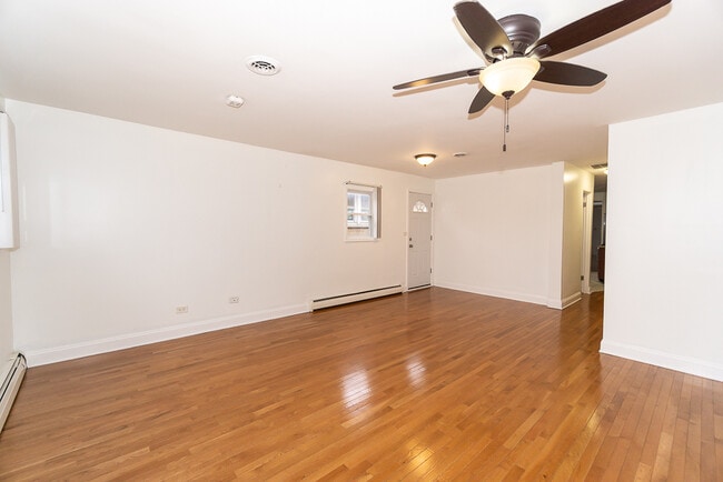 Photo - 4600 Warsaw Ave