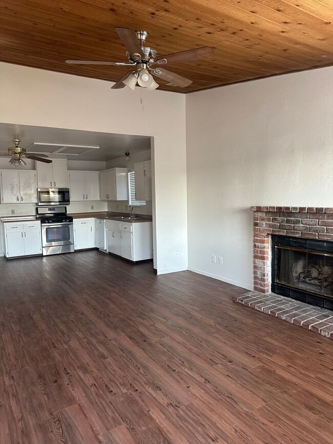 Photo - Cute home in a well established neighborhood with community pool!