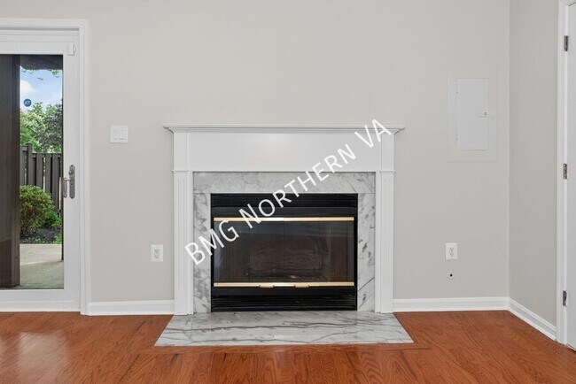 Photo - 6001 Keble Dr