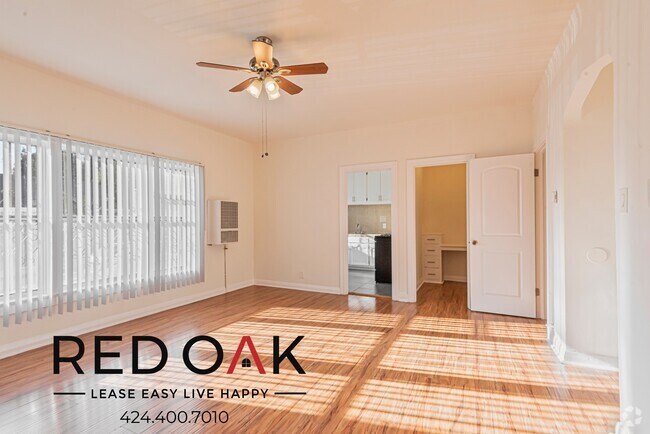 Building Photo - 1056 Normandie Ave Unit 301 Rental