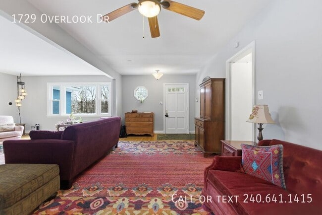 Photo - 1729 Overlook Dr