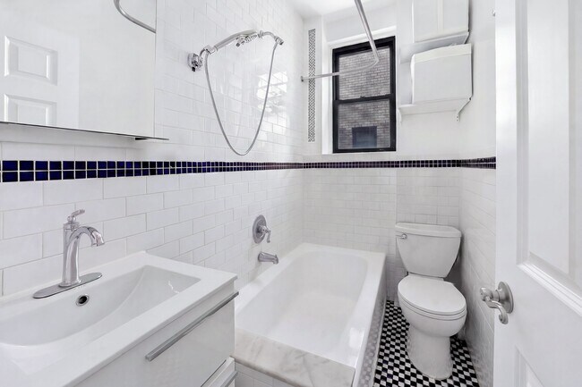 Photo - 414 W 121st St