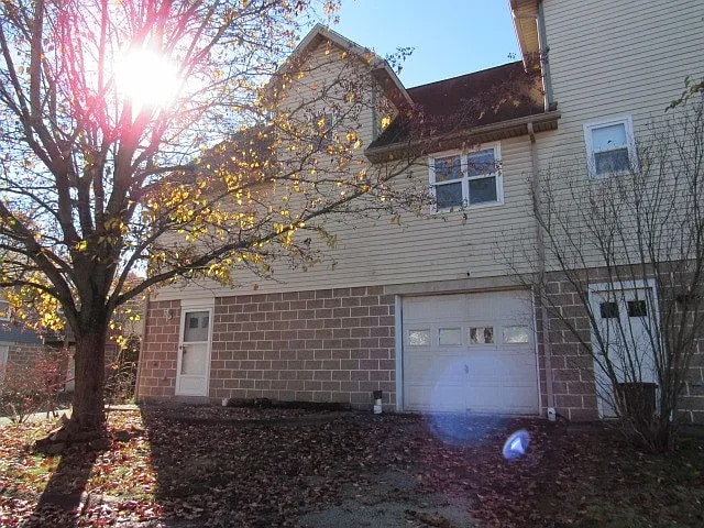 Photo - 402 Meadow Ave