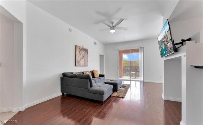 Photo - 47 E Agate Ave Unidad 303