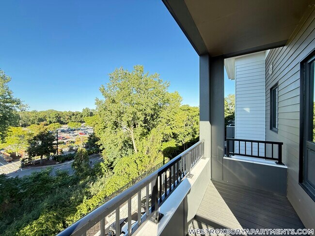 199 Gardner St Unit 413