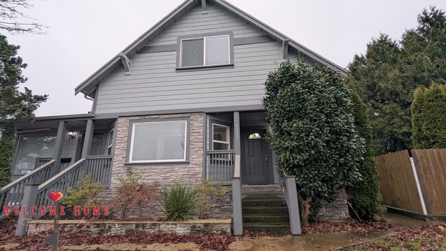 Photo - 4520 S Thompson Ave