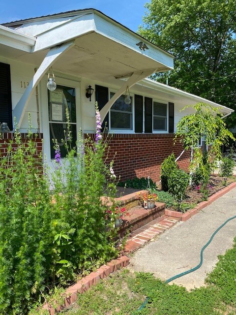 Photo - 113 Malone Ave