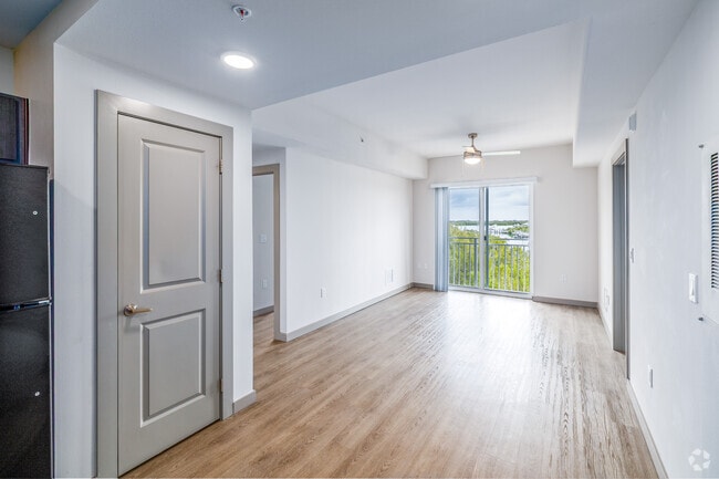 3BR, 2BA - 1,062SF - Living Room/Kitchen