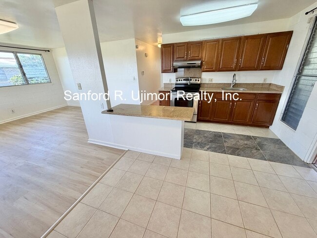 Photo - Hiapo Street (3 bed/1.5 bath/2 prkg) Waipahu