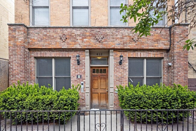 Building Photo - 412 Monroe St Unit 2