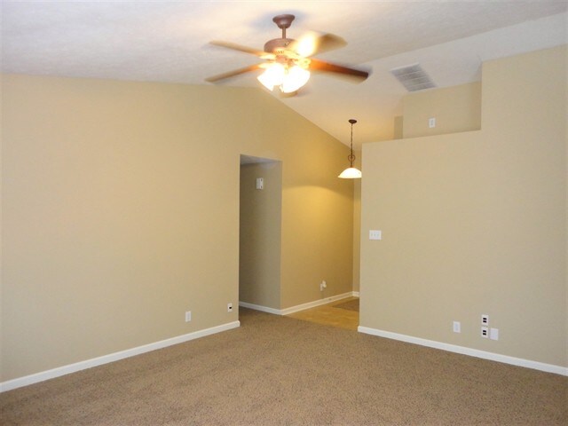 Photo - 1740 Brookview Dr