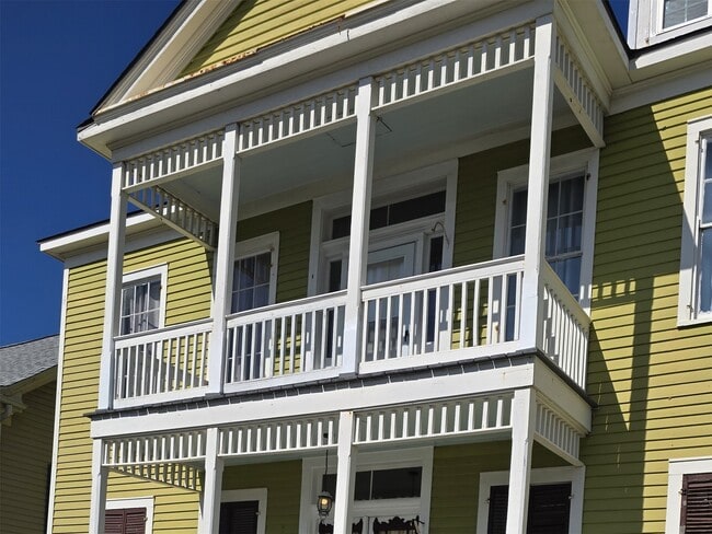 Photo - 1614 Market St