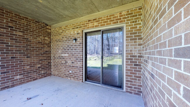 Photo - Oakmont Apartments