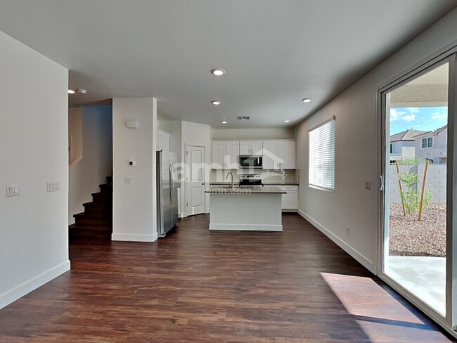 Photo - 6619 S 42nd Dr