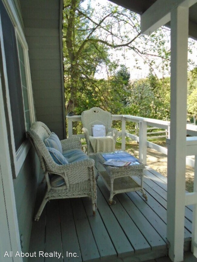 1 br, 1 bath House 6060 VIRGINIATOWN ROA... Rental For Rent in