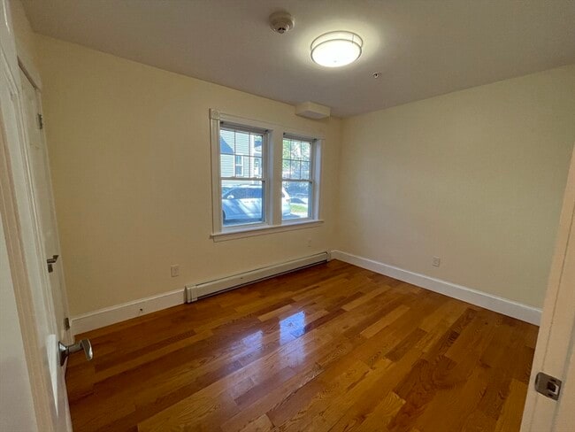 Photo - 2 Coburn St Unidad 2