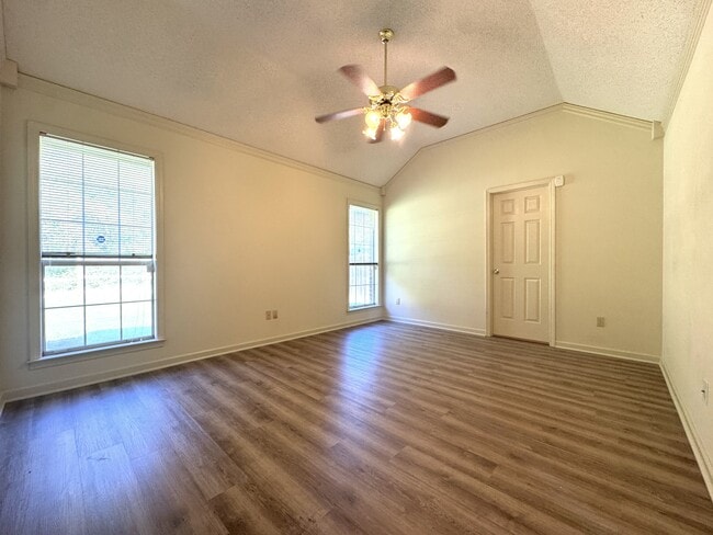 Photo - 7748 Tankerston Dr