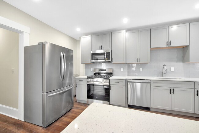 Photo - 107 School St Unit 107-2