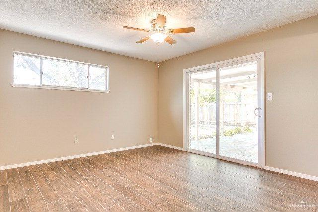 Photo - 11 Primrose Ave