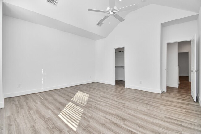 Photo - 9016 Laverne Laurel Ln