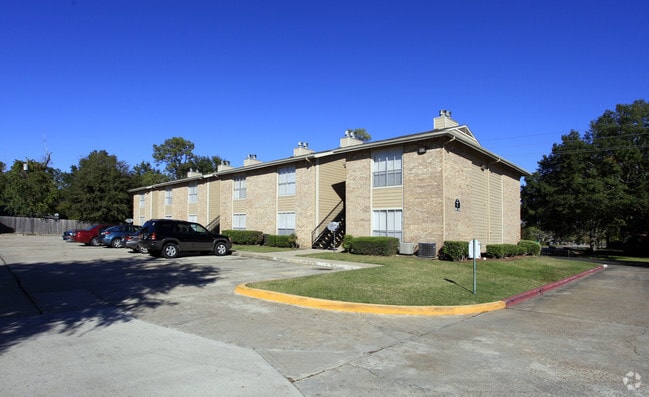 Oakwood Village Apartments - z-050225-Oakwood Village Apartments