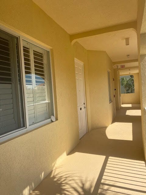 Building Photo - 18 Harbour Isle Dr W Unit 102 Rental