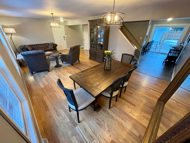 Building Photo - 1839 E Euclid Ave