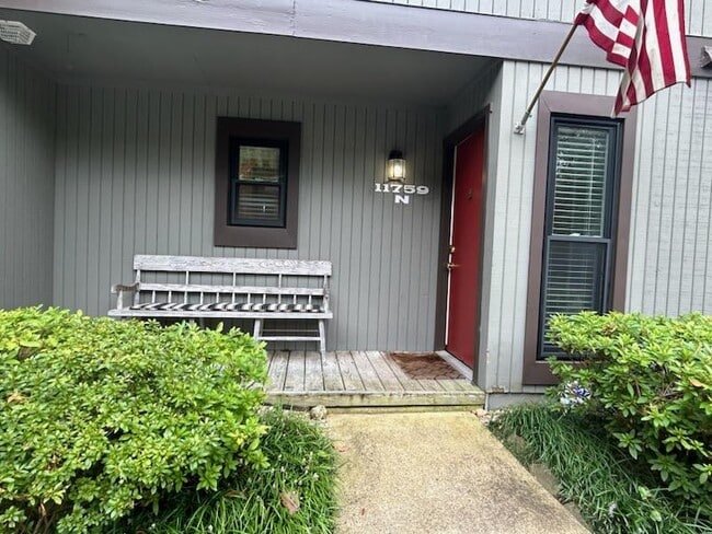 Welcome home to 11759 North Briarpatch Drive! - 11759 N Briar Patch Dr Unit Briarwood Hearth Condo