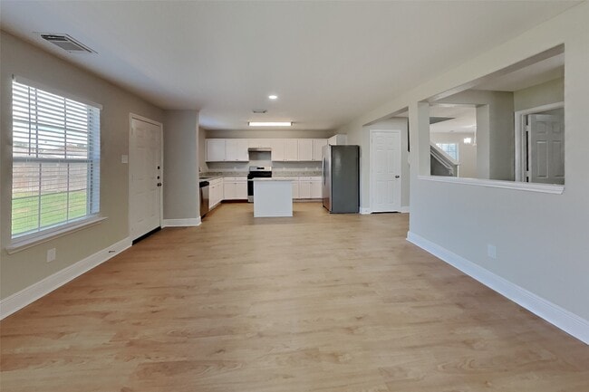 Photo - 29402 Legends Hill Dr