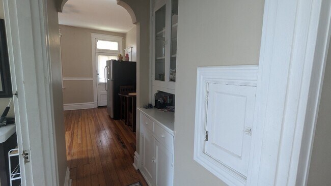 2203 Jules St Unit 2203B