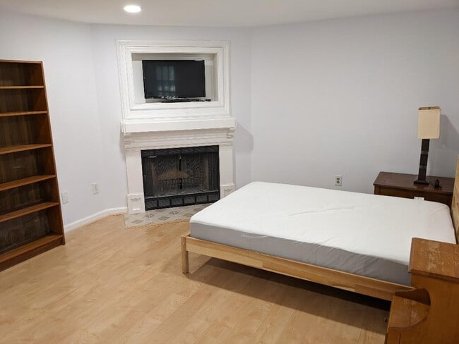 Photo - 5806 Bridgetown Ct Townhome