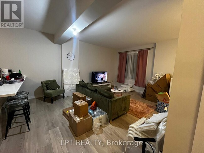 Photo - 212 Speckled Alder Row