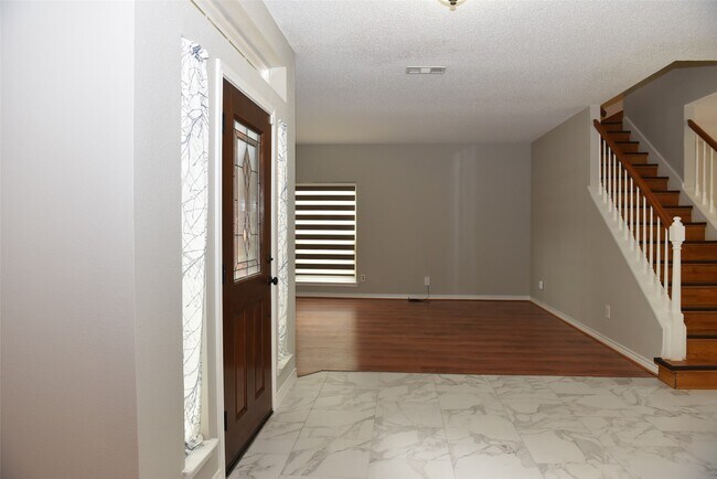 Photo - 2822 Grants River Cir