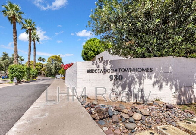 Building Photo - 930 S Dobson Rd Unit 28 Rental