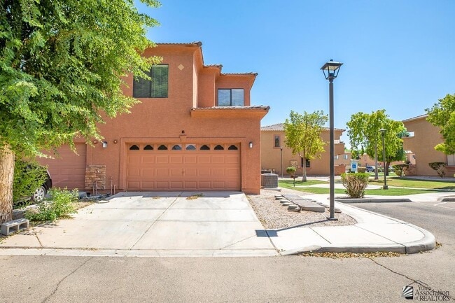 Photo - 3565 W 22nd St Unit E