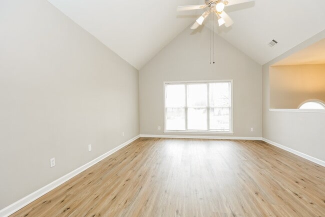 Photo - 139 Cedar Forest Dr