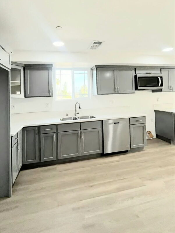 Photo - 1731 E 68th St Unidad D