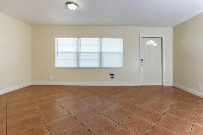 Photo - 4060 Kent Ave