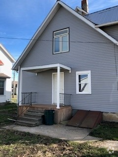 Building Photo - 411 E Chestnut St Unit 2 Rental