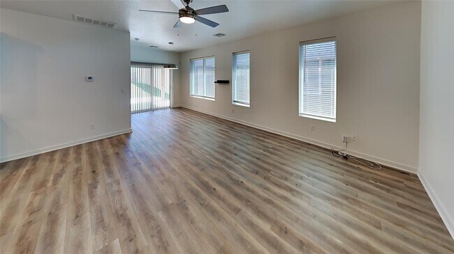 Photo - 600 NW 182nd St