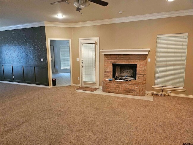 Photo - 9382 Gaelic Hills Dr